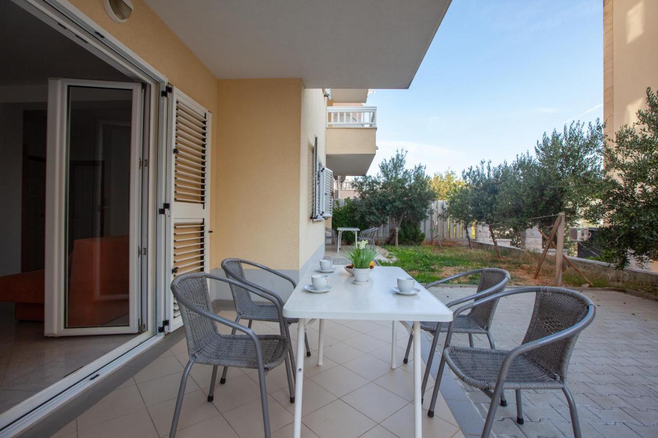 Villa Andric Makarska Buitenkant foto